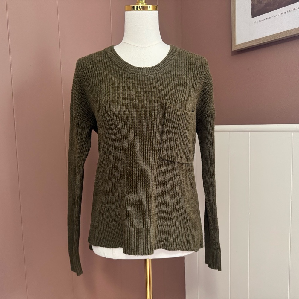 Madewell Thompson Ribbed Crewneck Sweater with Front Pocket - Picture 7 of 11